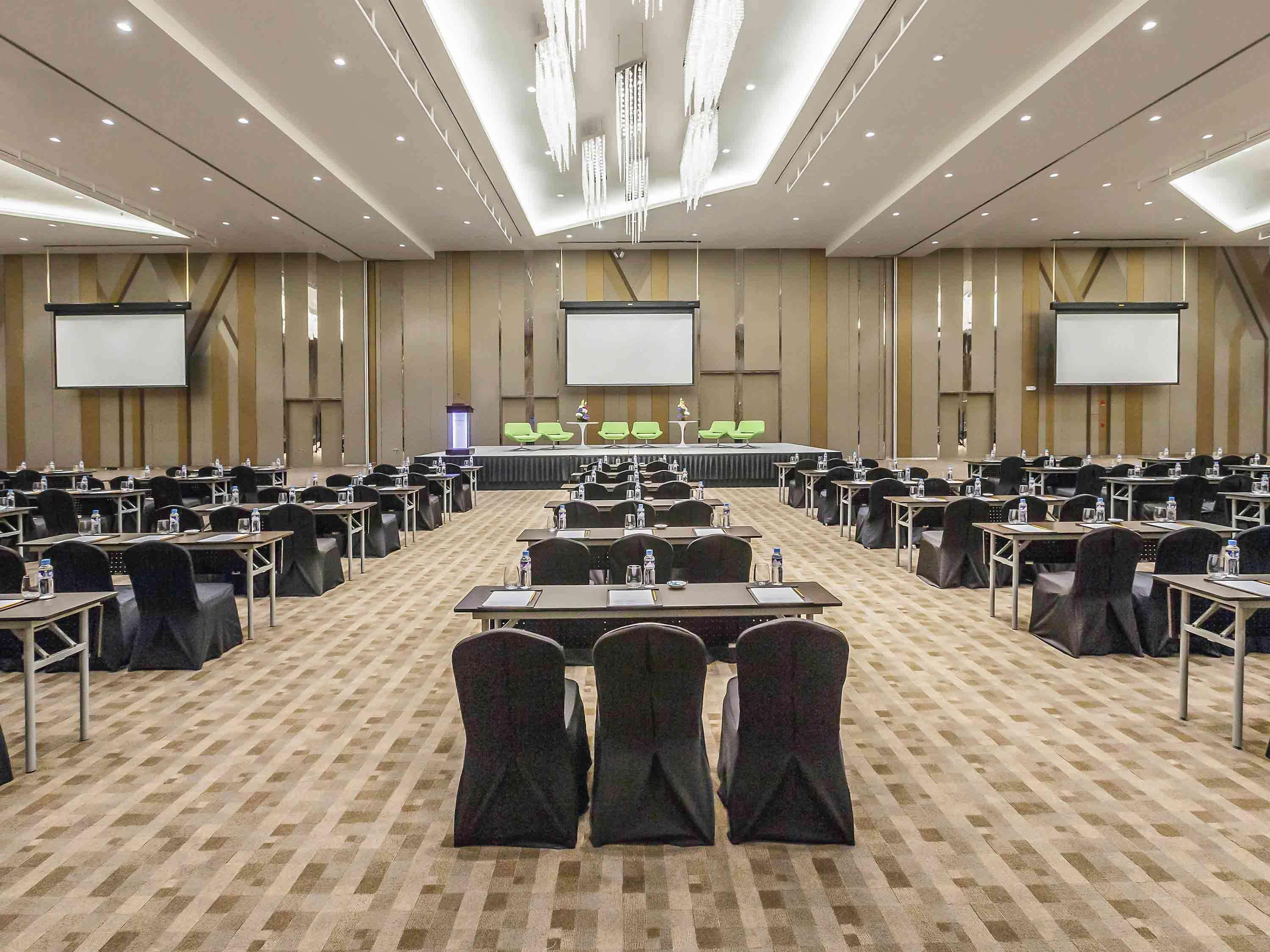 Hotel Novotel Manila Araneta Quezon City