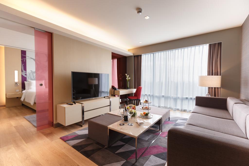 Novotel Manila Araneta Hotel 4*